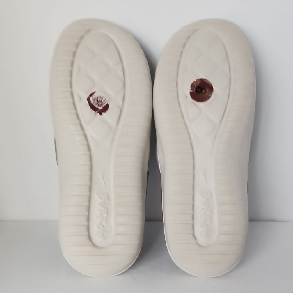 Nike Burrow SE Light Puffer Slippers - Picture 7 of 8
